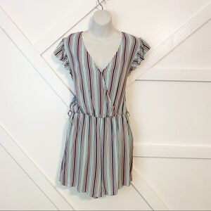 Nimi K Striped Surplice Short Ruffle Romper Sz L